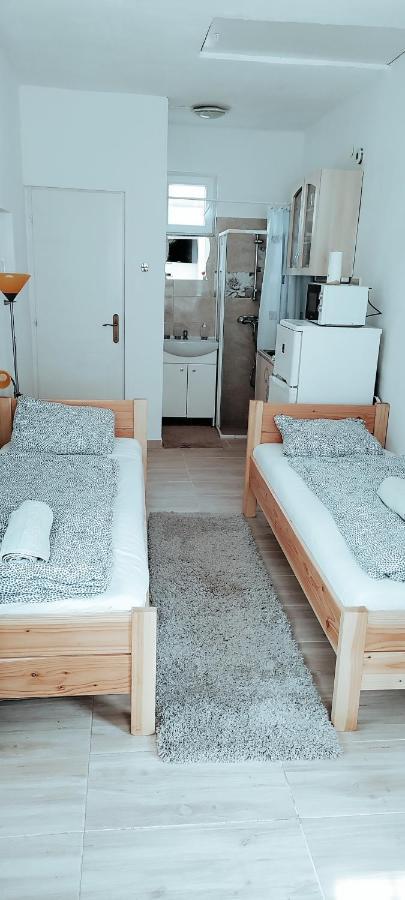 Napfény Apartmanház Balatonberény Exterior foto
